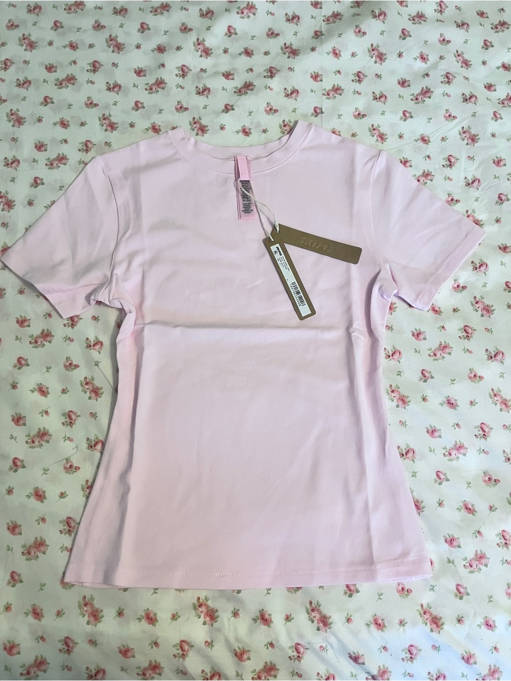 SKIMS Pale Pink Short Sleeve Crew Crop Top - Picture 2 of 8